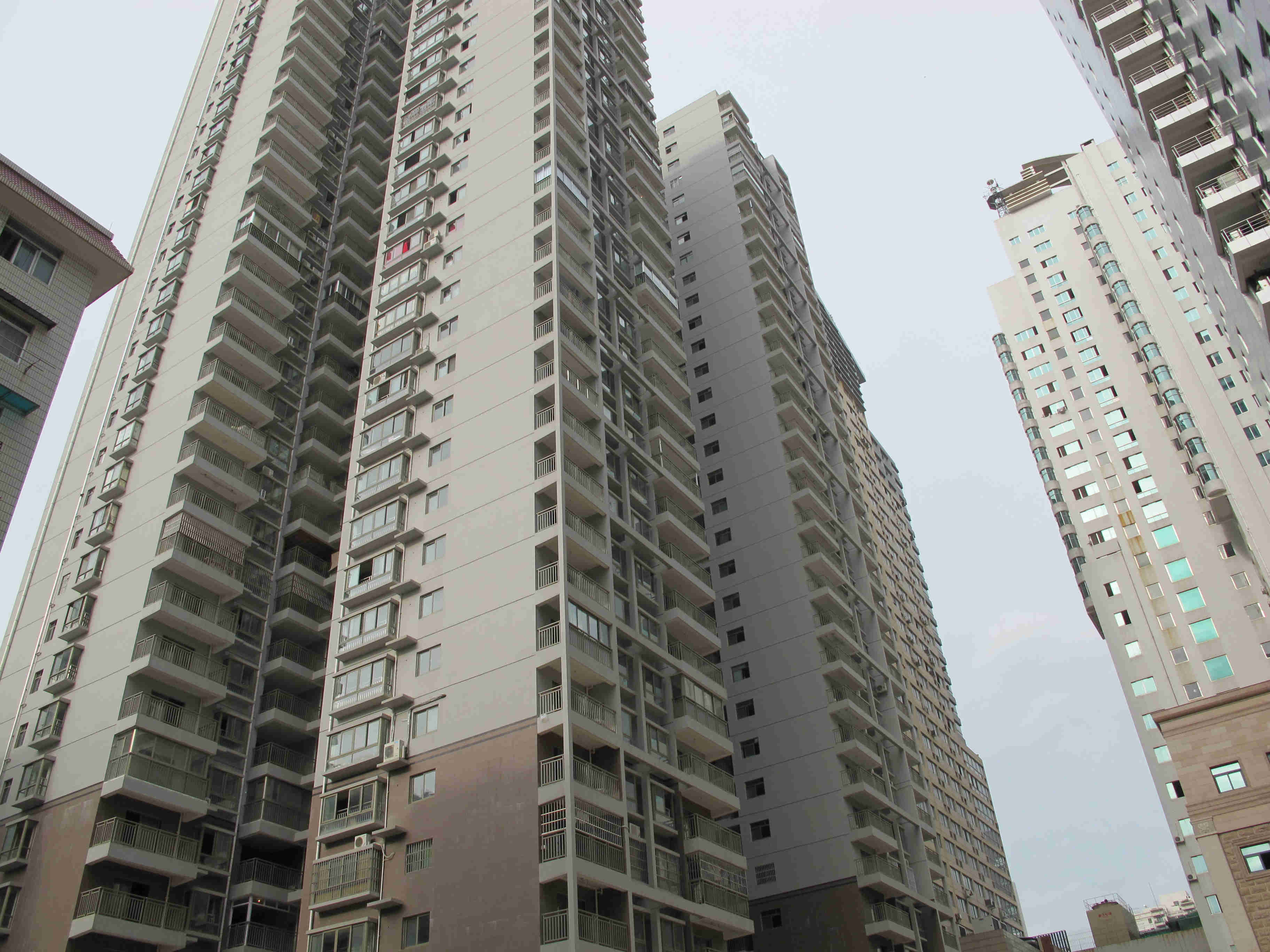 广西发展大厦住宅楼-1